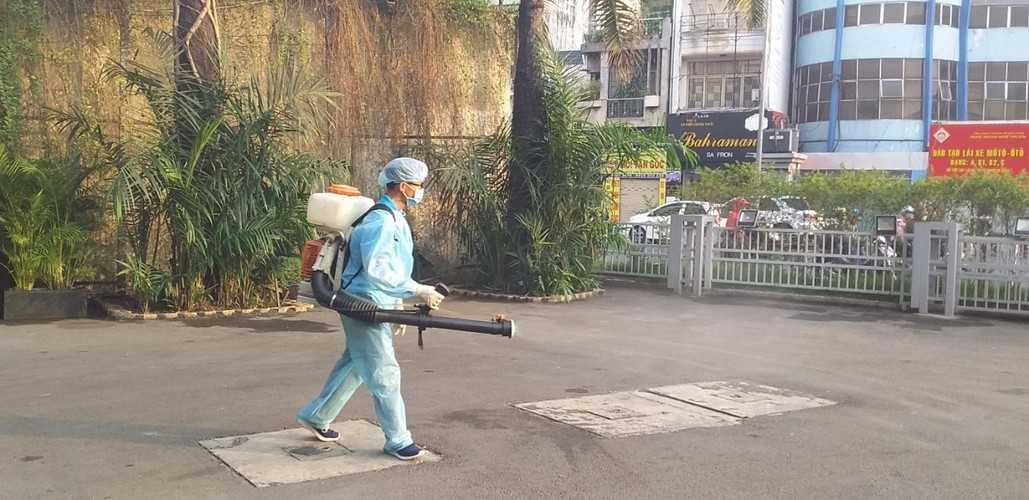 khử trùng diệt khuẩn tại công ty